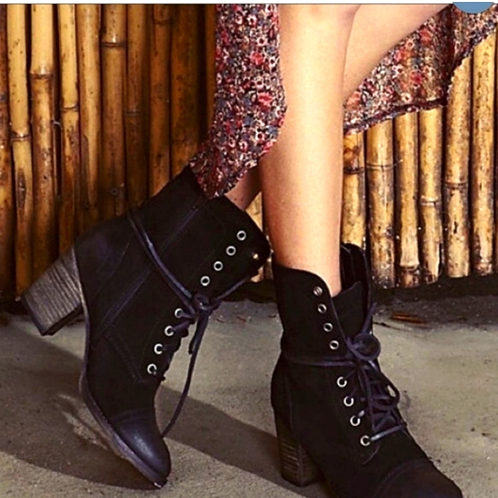 Steve Madden Boots